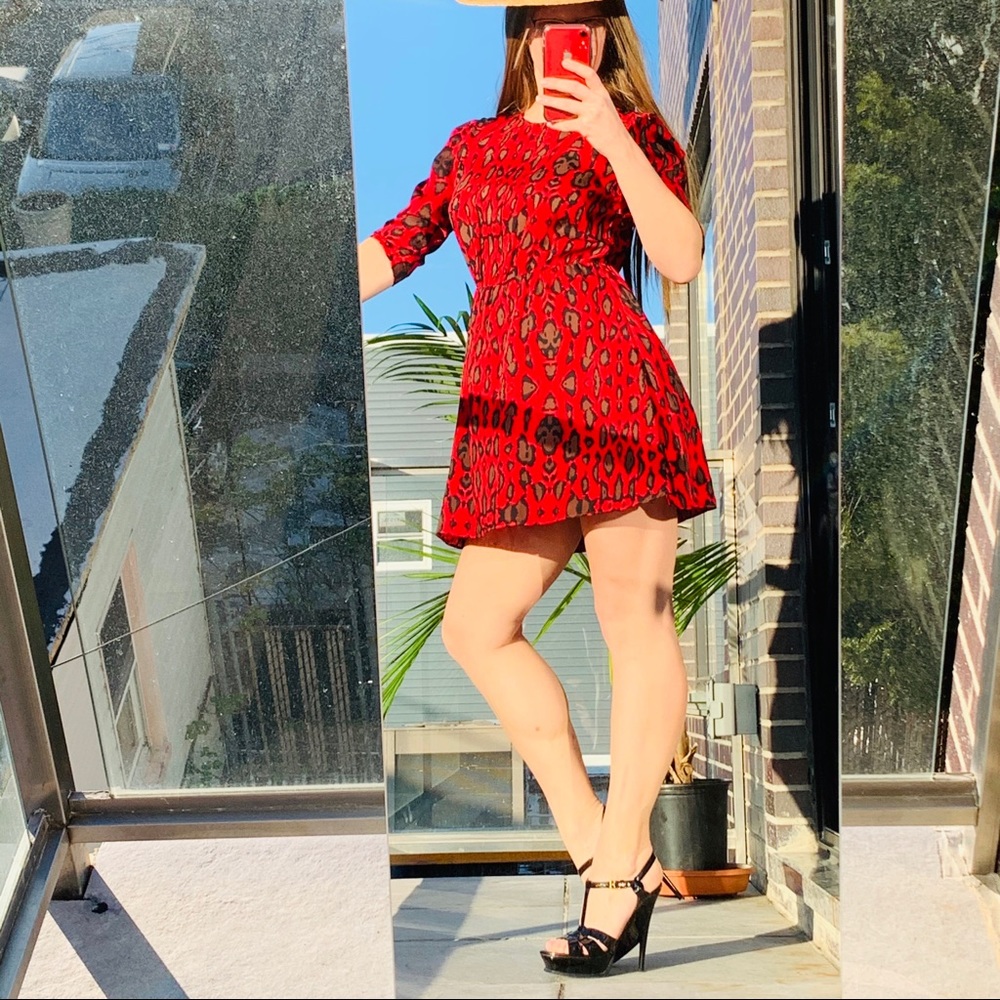 Dolce Vita Air Light Animal Print Open Back Hi-Low - Picture 6 of 11